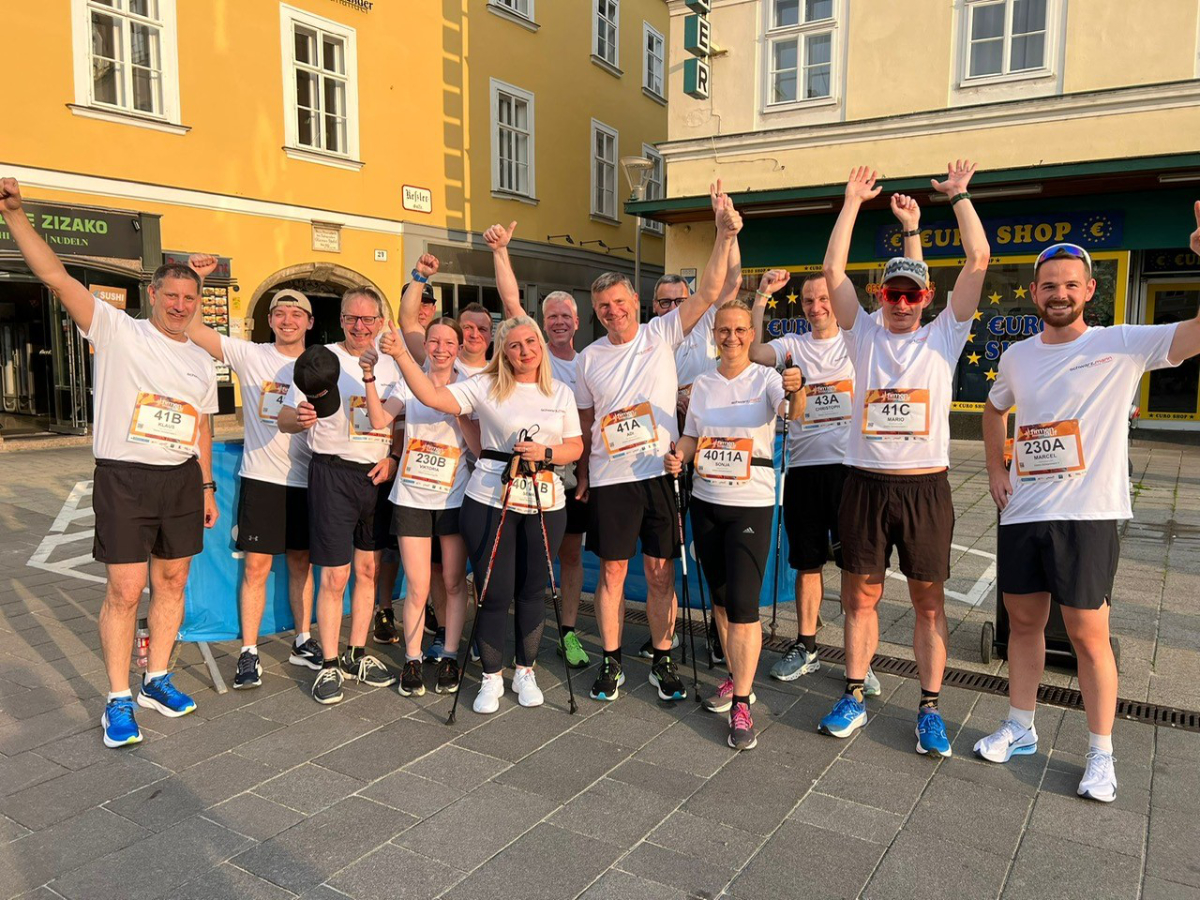 Gruppenfoto-Firmenlauf_Titelbild-Elektro-Schwarzmann