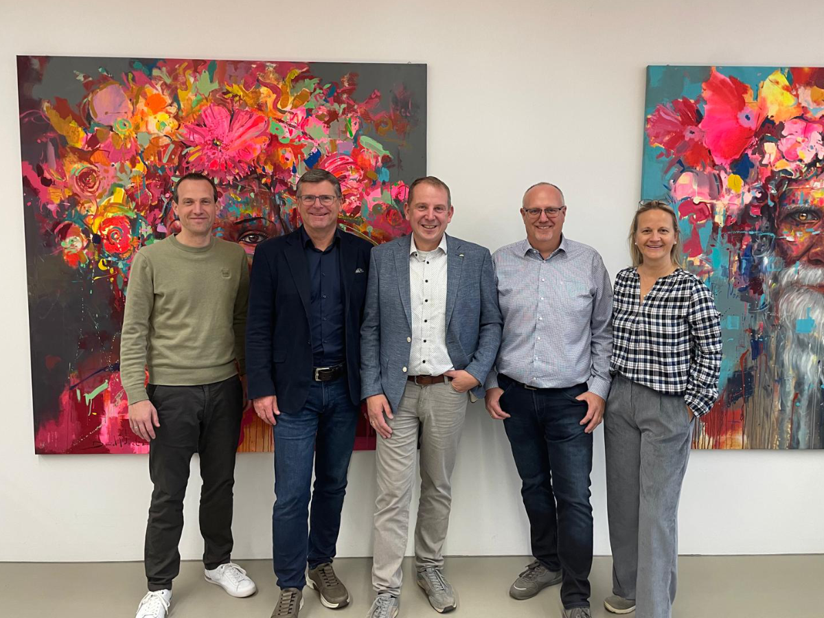 v.l.n.r: Ing. Christoph Stangl, BSc., Mag. Adolf Schwarzmann, Andreas Gebhart, BSc., Ing. Hannes Höller, Mag. Sonja Schwarzmann